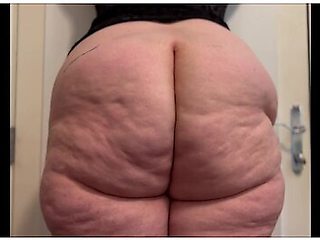 Big Booty Milf Takes Agility Test