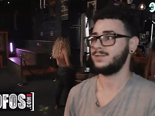 Skyla Sun & Dani Diaz Suck Big Cock at Wild Bachelorette Party - HD Threesome