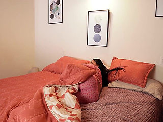 Just Before I Go to Bed My Rommate Fills My Ass with Milk - La Rola