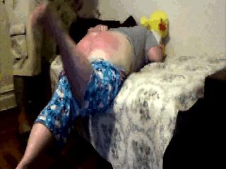 Amateur tight pussy close up play