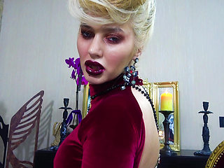 enslaved by  lipstick  kisses