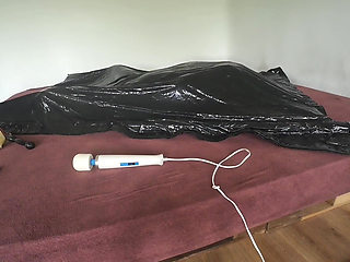 Vacuum Bed and My Orgasm