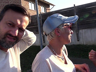 Anal fuck with sexy pierced mature