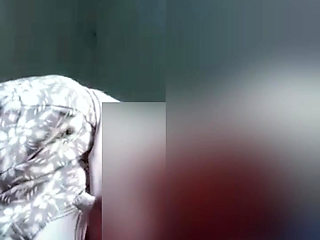 A Teacher Who Doesn't Want to Be Seen in the Movie