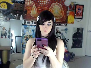 Amateur Webcam Teen Masturbates And Teases