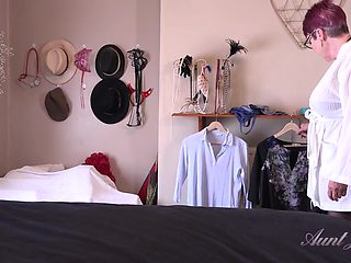 POV : Your Curvy Wife Layla Wants Your Help Picking An Outfit