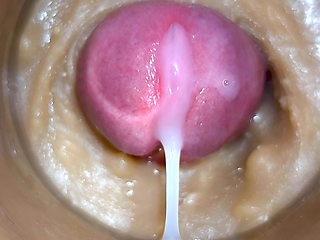 Extreme Close up! Injecting a Large Dose of Sperm Pussy Toy Camera 4K