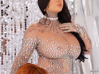 Isiah Maxwell Pounds Abigaiil Morris and Valentine Vixen in Steamy Shower Threesome with Big Tits and Hard