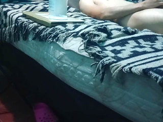 Medi Massage: Pleasure for a Skinny Guy