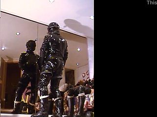 Roxina2002XtremeRetroRox310302.WMV