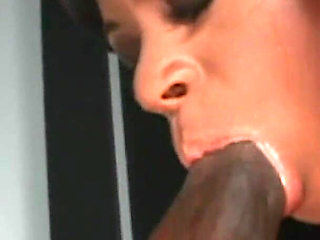 Flawless Hottie Tyra Moore Lets Her Fucker Cruise Her Filthy Cunt with a Stiff BBC.