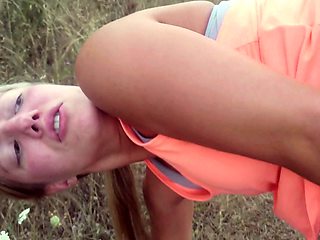 Amateur blonde teen stunner fucked hard and deep outdoors