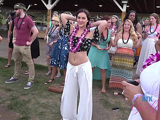 Outdoor sex, public exposure, reality porn with no script