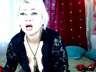 Aimee Hot MILF - A day in the life of a cool mature webcam whore from Moscow .!. ))