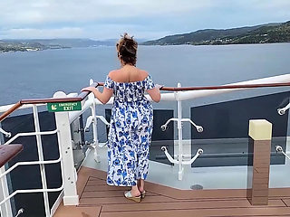 MY Mommy loves CUM Shot on her Face Only Fans Mature Real Amateur COMPILATION