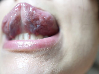 I Have a Mouth and Tongue Fetish, and I Show the Veins on My Tongue.