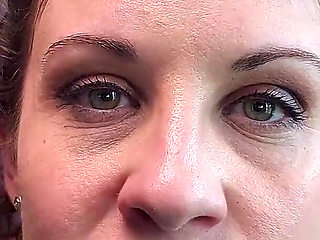Brunette MILF Amiee Cambridge Is Too Horny to Workout