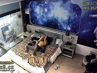 Sexy blonde amateur hidden cam HD videos