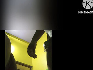Apne he stepsister ki friend ko virgin puy fu kiya or pus ros nikal kar jiv se chata,gud ki ros
