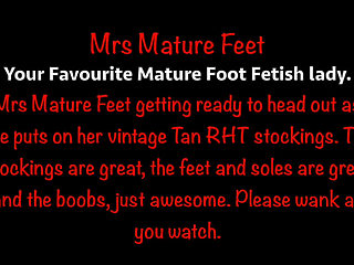 Vintage Rht Stockings Going