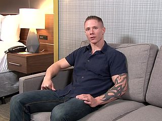 A Solo Sensation Like No Other - Guy Houston