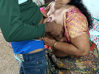 Mathvan, Who Lives in the Same House, Saw the House Owner’s Wife Wearing Panties and Wants to Taste Her