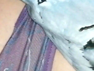 I Secretly Ejaculated on My Stepsister's Ass!