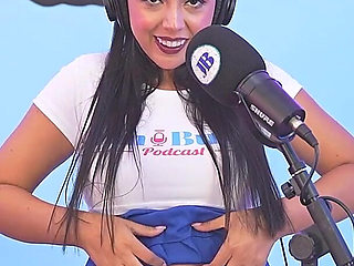 MILF Lina Henao Squirts and Fucks a Stranger Until She Cums Hard!