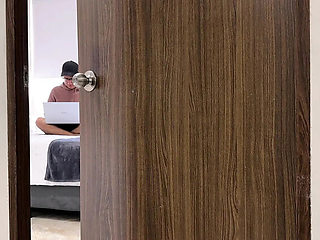 Amateur FFM Threesome with Lea Queen - Horny Babes Pick Up Stranger for Hot Sex