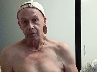 I Am A Tiny Dick guy A I Love Sucking Straight Guys