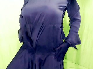 Steamy audio of burqa-clad Indian couple hooking up with a housewife