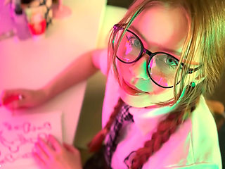 Schoolgirl with glasses drew penises instead of homework and was fucked on the table