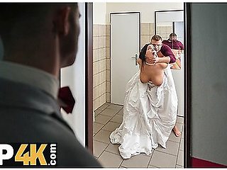 Sofia Rae - Wife Gets Her Hairy Vagina Licked And Penetrates In The Wc