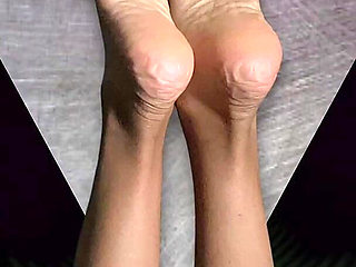 Worship My Feet and Stroke to Overflowing Wealth