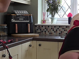 The House Wifes Bitch