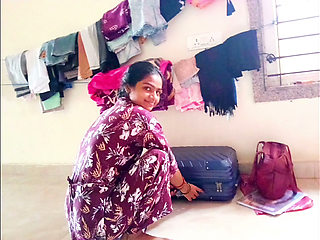 Horney Bhabhi Injoying her roommate in bath