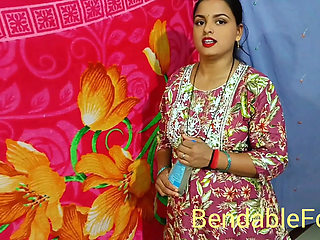 Desi Bhabhi went to persuade her brother-in-law by massaging oil and started shaking his cock