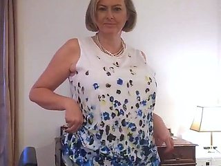 Blonde emo amateur solo masturbation