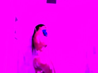 Senorita Goddes In The Shower