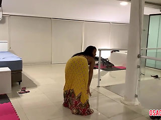 Hot girl rolls to the sound of funk before sitting on the cock