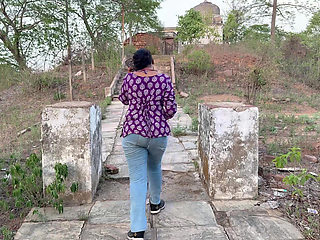 Stranger girl, park me mili I'm lucky boy mane uske maze liye paiso me , Full Hindi Viral Video