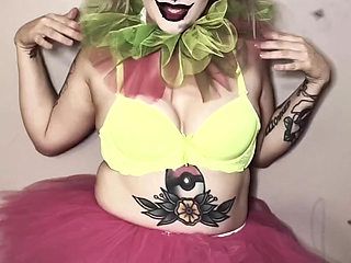 Four New Videos Free Try on Haul Panty Stuffing Fisting Pee