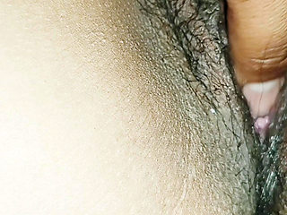 Pinay Girlfriend watches porn while I play her pussy