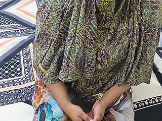 I found the master's wife alone and fucked her. part 01