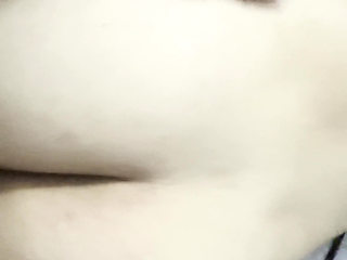 I Share a Bed with My Little Stepsister