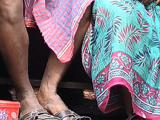 Bhabhi and Dewar Outdoor Bathroom Sex