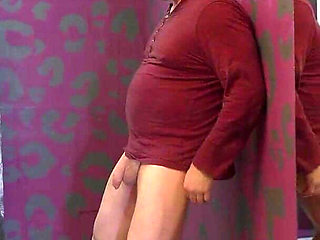 Kicked in the Balls Because He Was in the Ladies' Toilet