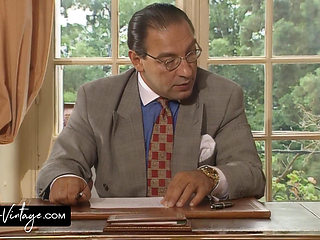 The Nymphomaniac Secretary