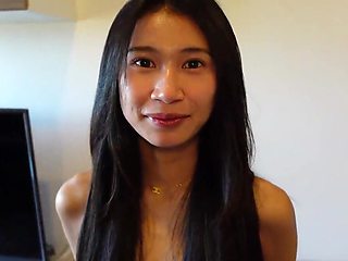 Thin Thai girl tastes cock and gets fucked with passion