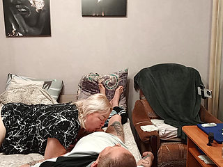 I fill my neighbor's mouth with a lot of cum